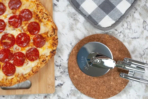 Star Trek: The Original Series USS Enterprise NCC-1701 Pizza Cutter