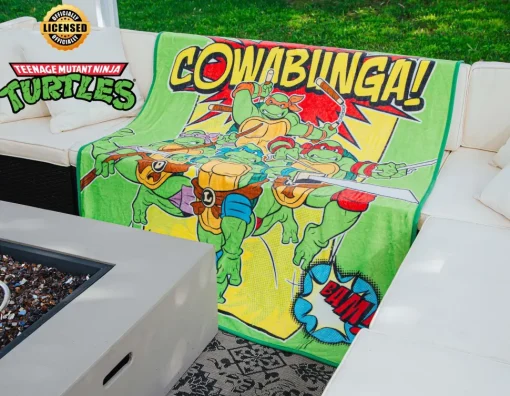 Teenage Mutant Ninja Turtles "Cowabunga" Fleece Throw Blanket | 50 x 60 Inches