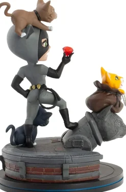 DC Comics Catwoman 5 Inch Q-Fig Elite Diorama