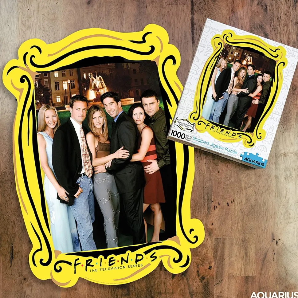 Friends Water Fountain 1000 Piece Jigsaw Puzzle