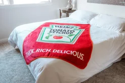 Heinz Ketchup Logo Fleece Throw Blanket | 45 x 60 Inches