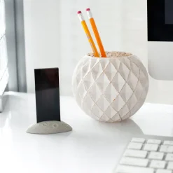 Science Fiction Collectible 2001 A Space Odyssey Monolith Action Figure