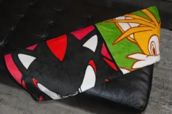 Sonic The Hedgehog Warhol Fleece Throw Blanket | 45 x 60 Inch Cozy Blanket
