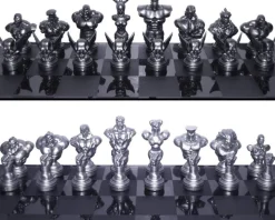Street Fighter 25th Anniversary Resin Chess Set w/ Game Board